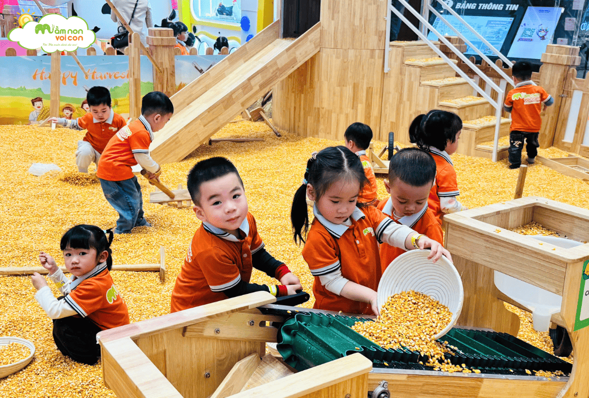 CÙNG BÉ VUI TRẢI NGHIỆM TẠI ECOKIDS FARM - TRƯỜNG MẦM NON VOI CON