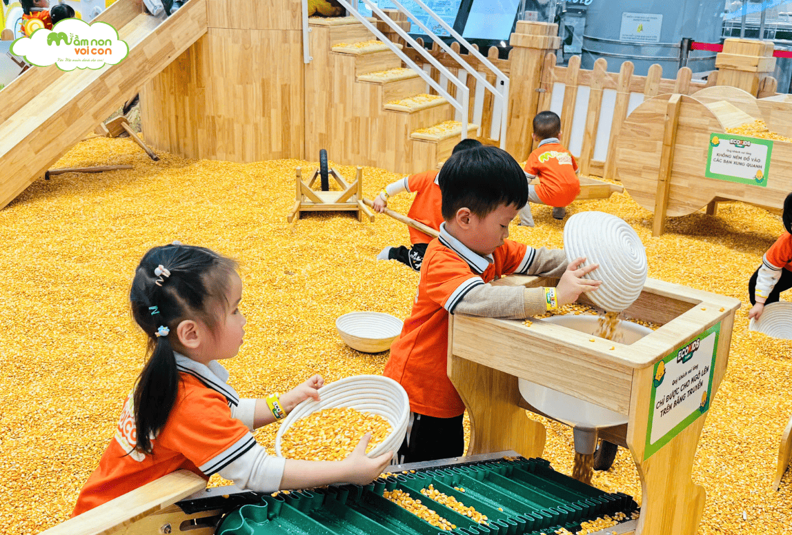 CÙNG BÉ VUI TRẢI NGHIỆM TẠI ECOKIDS FARM - TRƯỜNG MẦM NON VOI CON