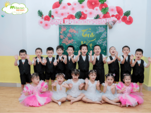 TỔNG KẾT NĂM HỌC – VUI TẾT THIẾU NHI TẠI MẦM NON VOI CON - TRƯỜNG MẦM NON VOI CON