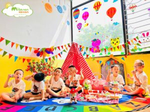 PICNIC TRONG LỚP – NGẬP TRÀN TIẾNG CƯỜI VÀ KỶ NIỆM TUỔI THƠ - TRƯỜNG MẦM NON VOI CON