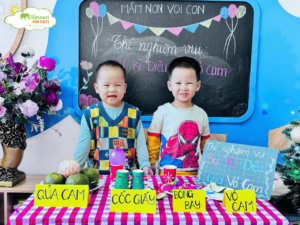 THÍ NGHIỆM VUI – “SỰ KÌ DIỆU CỦA VỎ CAM” CỦA CÁC BÉ LỚP E4 - TRƯỜNG MẦM NON VOI CON