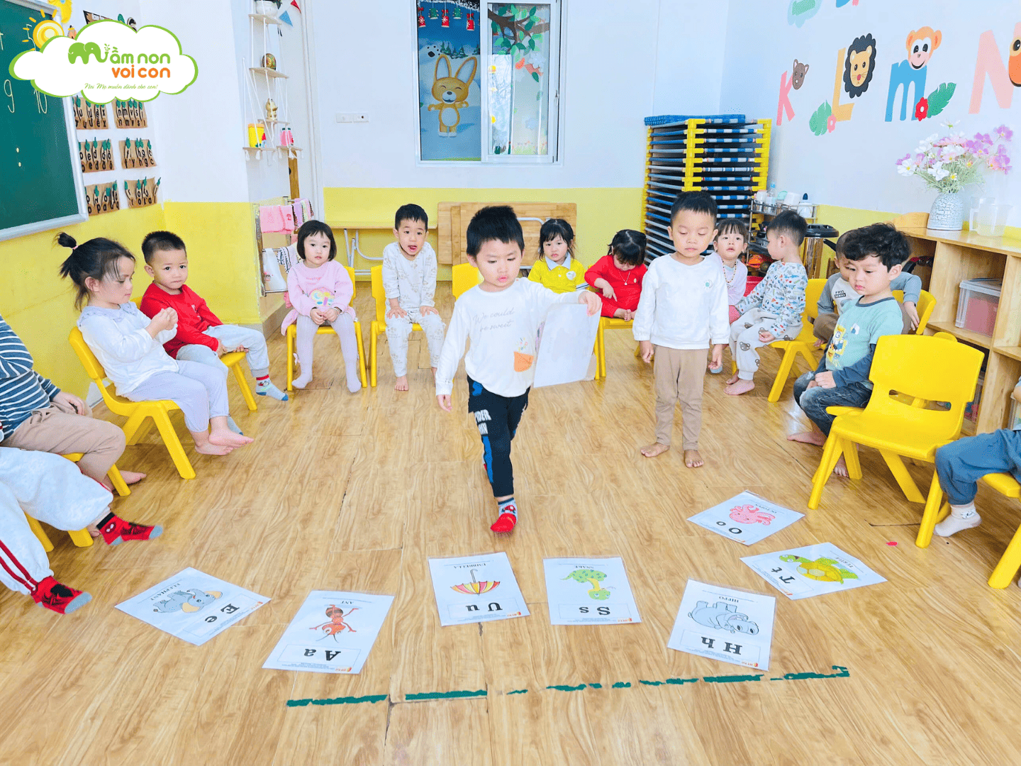 GAME TIME! LỚP E4 CHƠI MÀ HỌC – HỌC MÀ VUI - TRƯỜNG MẦM NON VOI CON