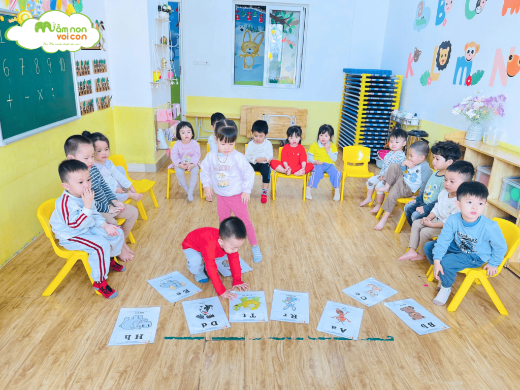 GAME TIME! LỚP E4 CHƠI MÀ HỌC – HỌC MÀ VUI - TRƯỜNG MẦM NON VOI CON