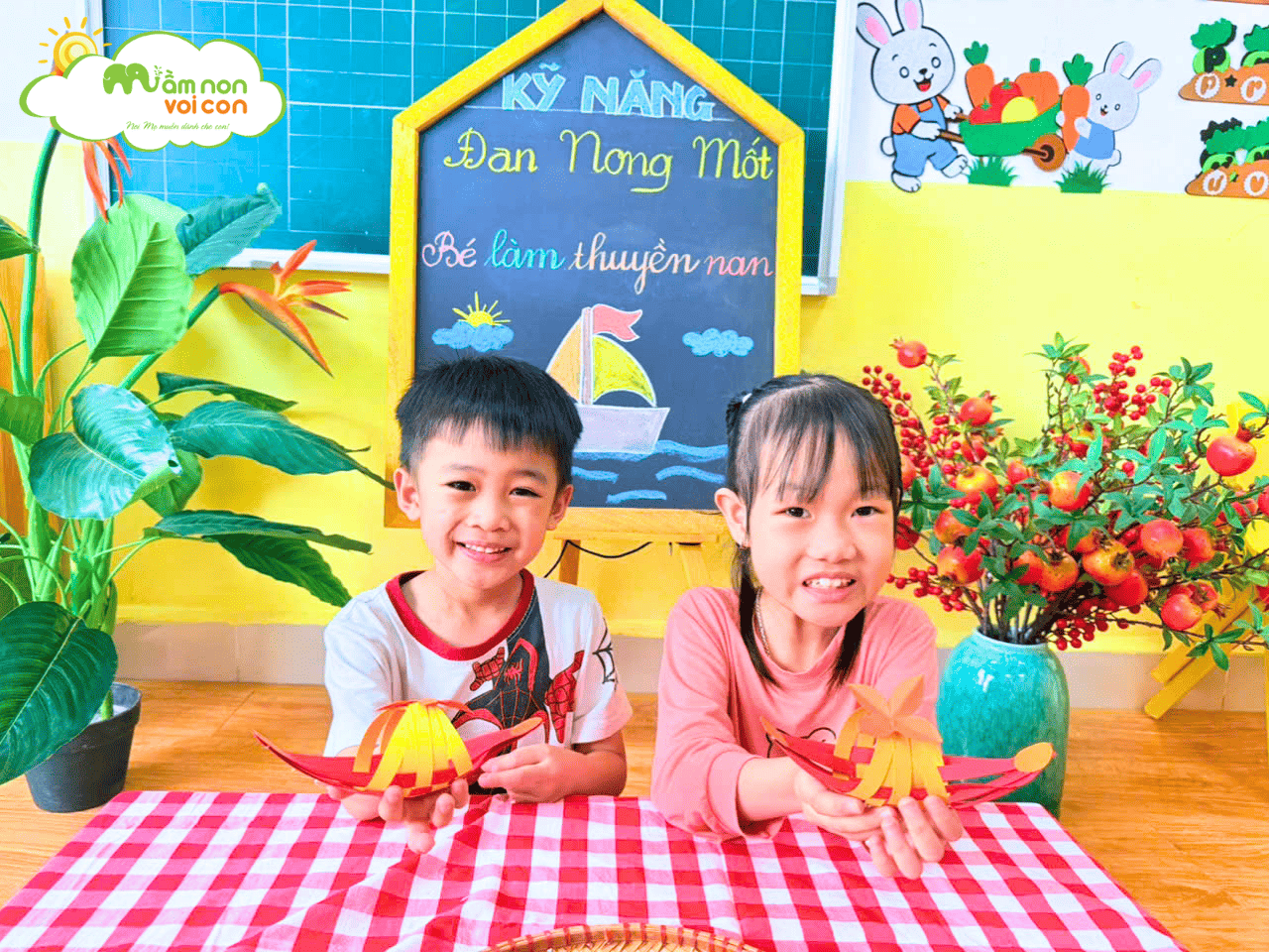 KỸ NĂNG ĐAN NONG MỐT – BÉ LÀM THUYỀN NAN - TRƯỜNG MẦM NON VOI CON