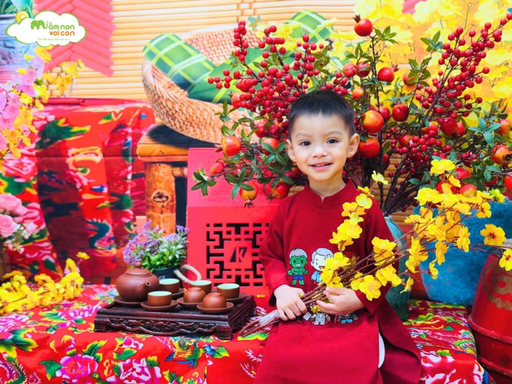 DUYÊN DÁNG ÁO DÀI – SẮC XUÂN CỦA CÁC BÉ E2 - TRƯỜNG MẦM NON VOI CON