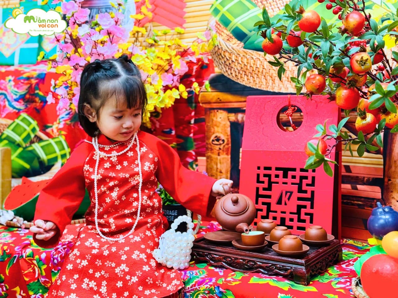 DUYÊN DÁNG ÁO DÀI – SẮC XUÂN CỦA CÁC BÉ E2 - TRƯỜNG MẦM NON VOI CON