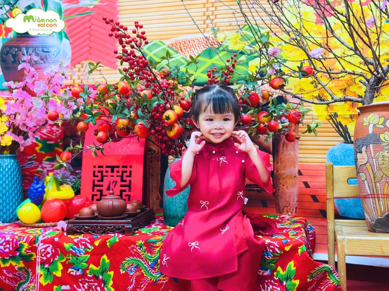 DUYÊN DÁNG ÁO DÀI – SẮC XUÂN CỦA CÁC BÉ E2 - TRƯỜNG MẦM NON VOI CON