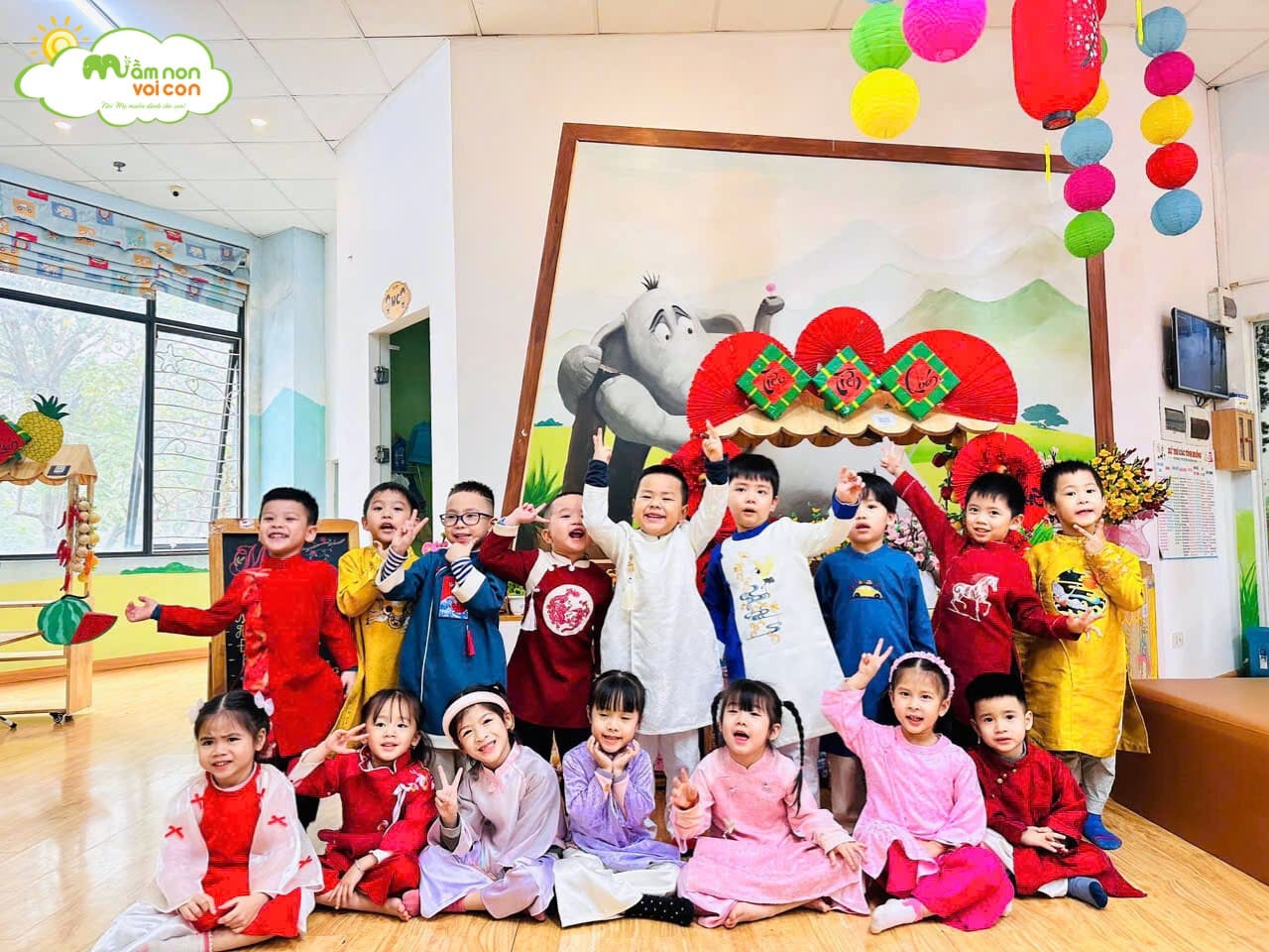 HỘI CHỢ XUÂN 2026 – RỘN RÀNG SẮC TẾT CÙNG LỚP E6 - TRƯỜNG MẦM NON VOI CON